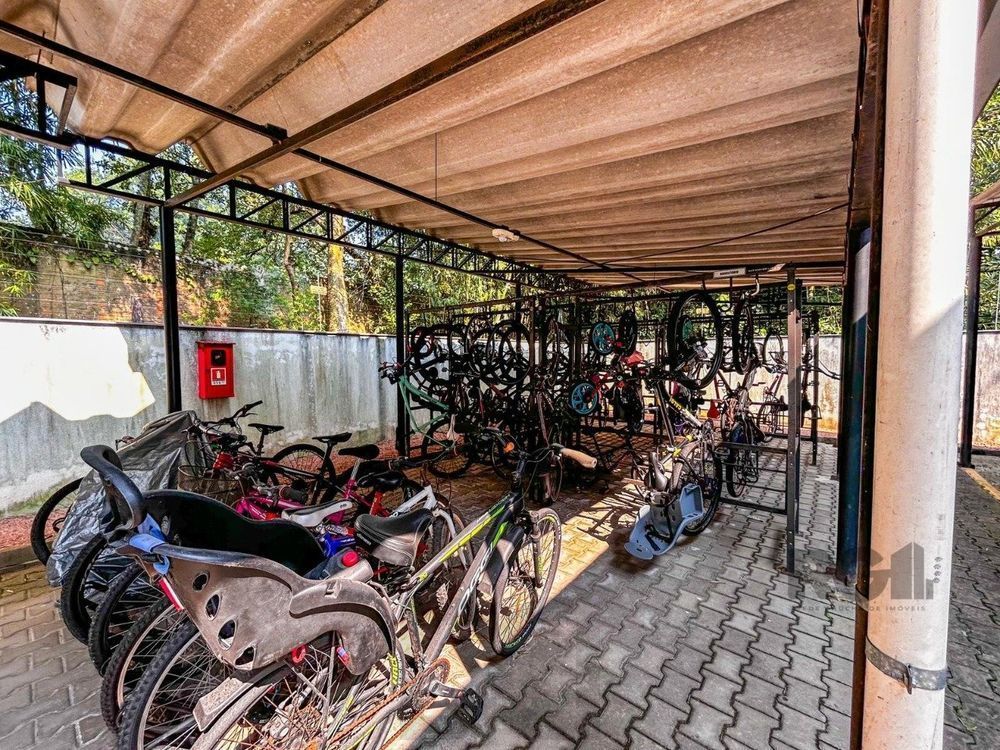 Apto 3 quartos/com 1 suite e vaga coberta no bairro Cavalhada — foto 17