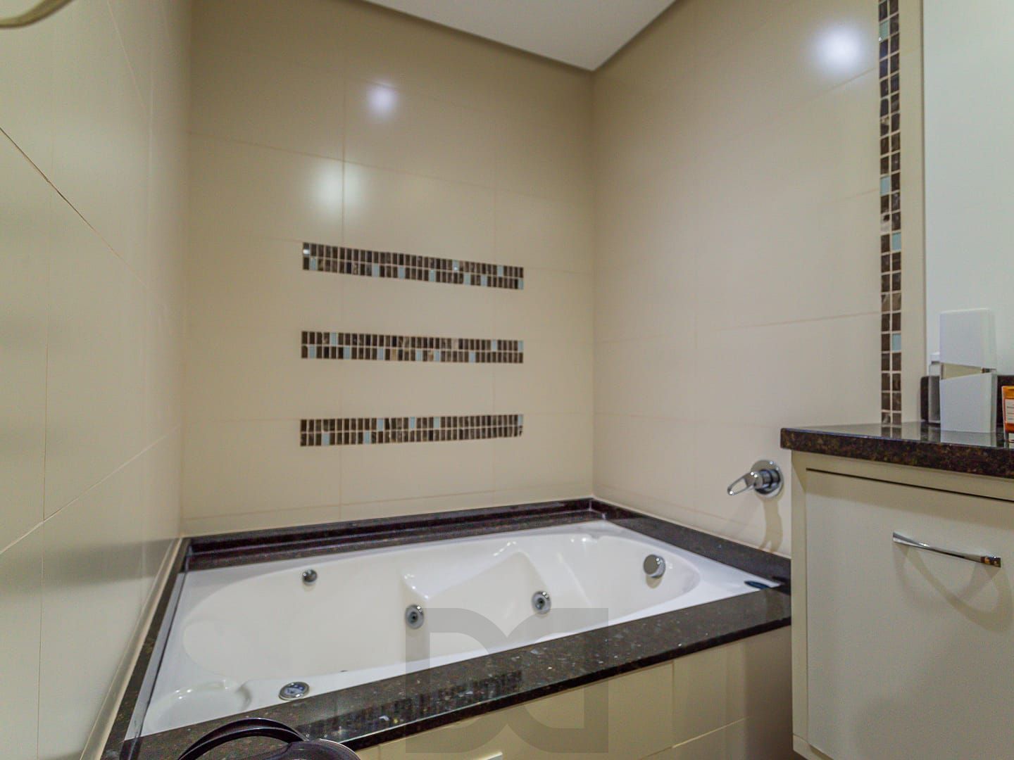 Casa 3 dormitórios com duas suítes bairro Jardim Floresta - Lindoia — foto 11