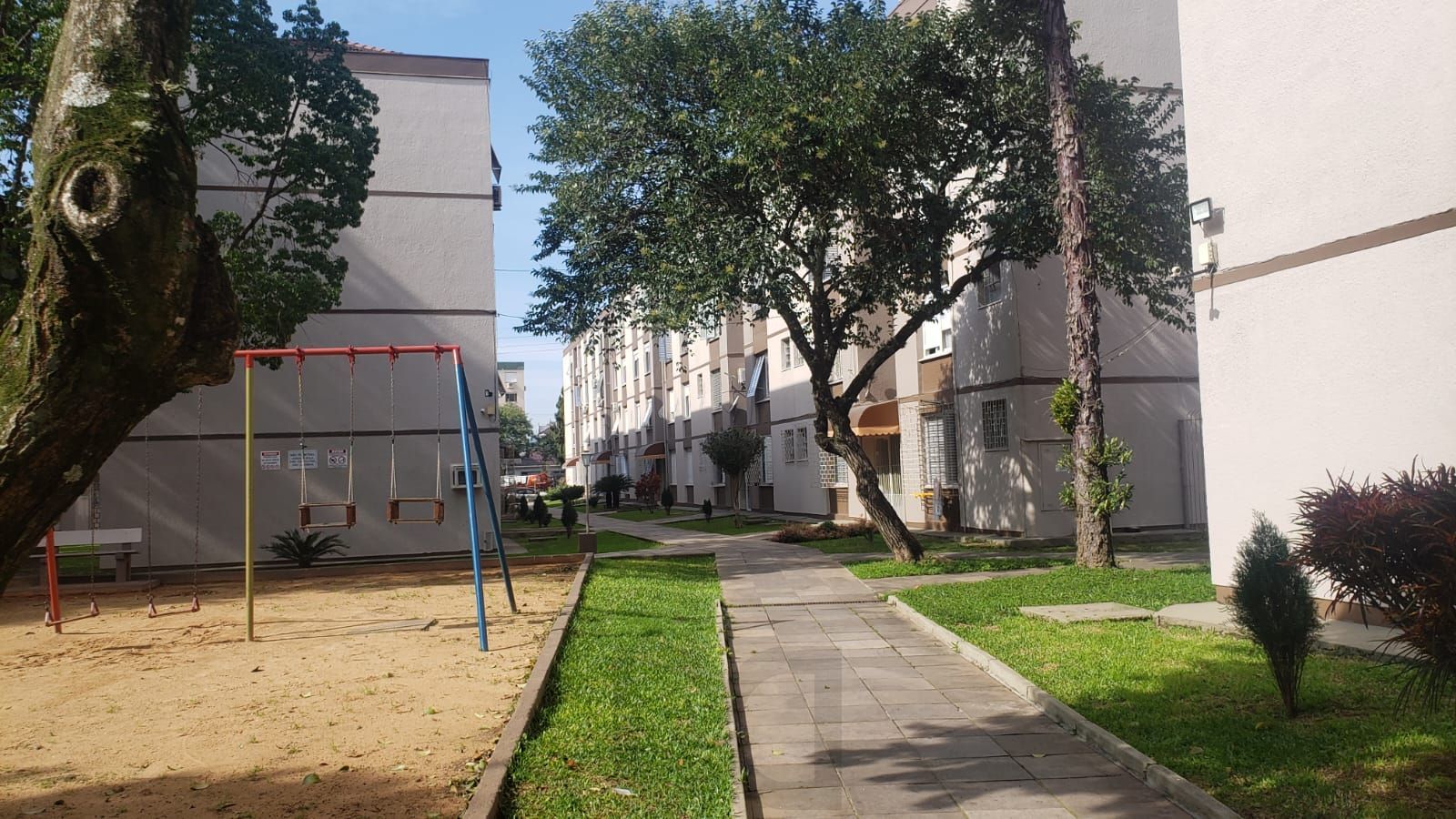 Apartamento de 2 dormitórios quarto andar no bairro jardim Itu Sabará — foto 13