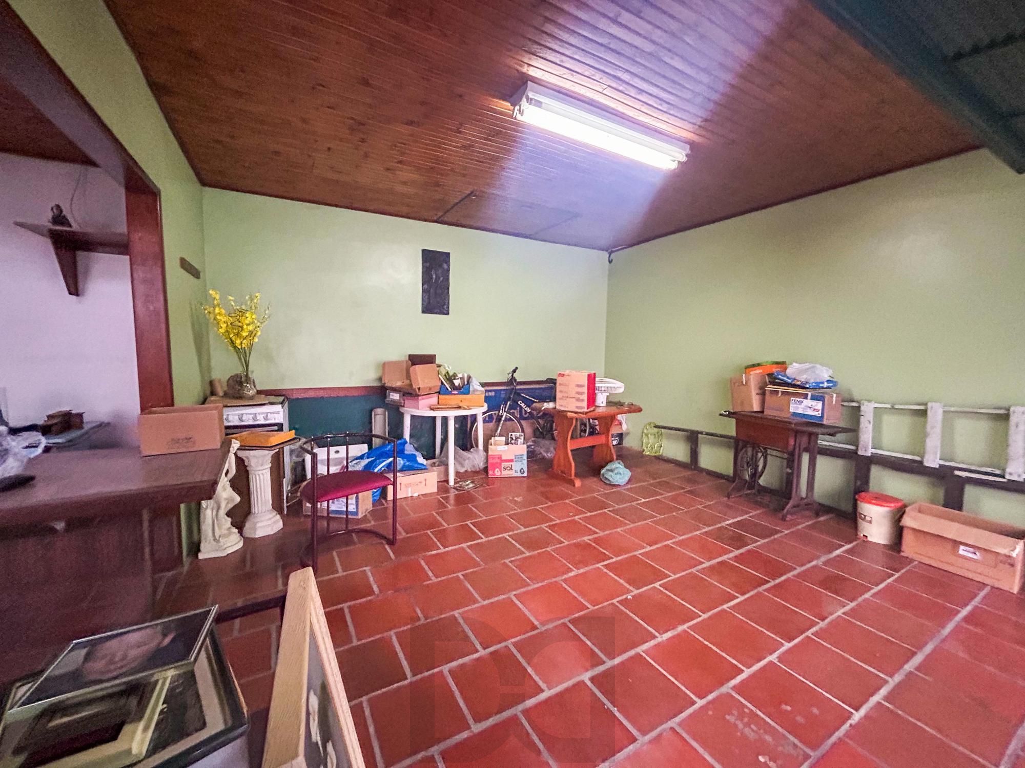 Casa Residencial com 3 Quartos, sendo 1 suíte e 3 Banheiros, no Bairro Santa Teresa em Porto Alegre, RS — foto 28