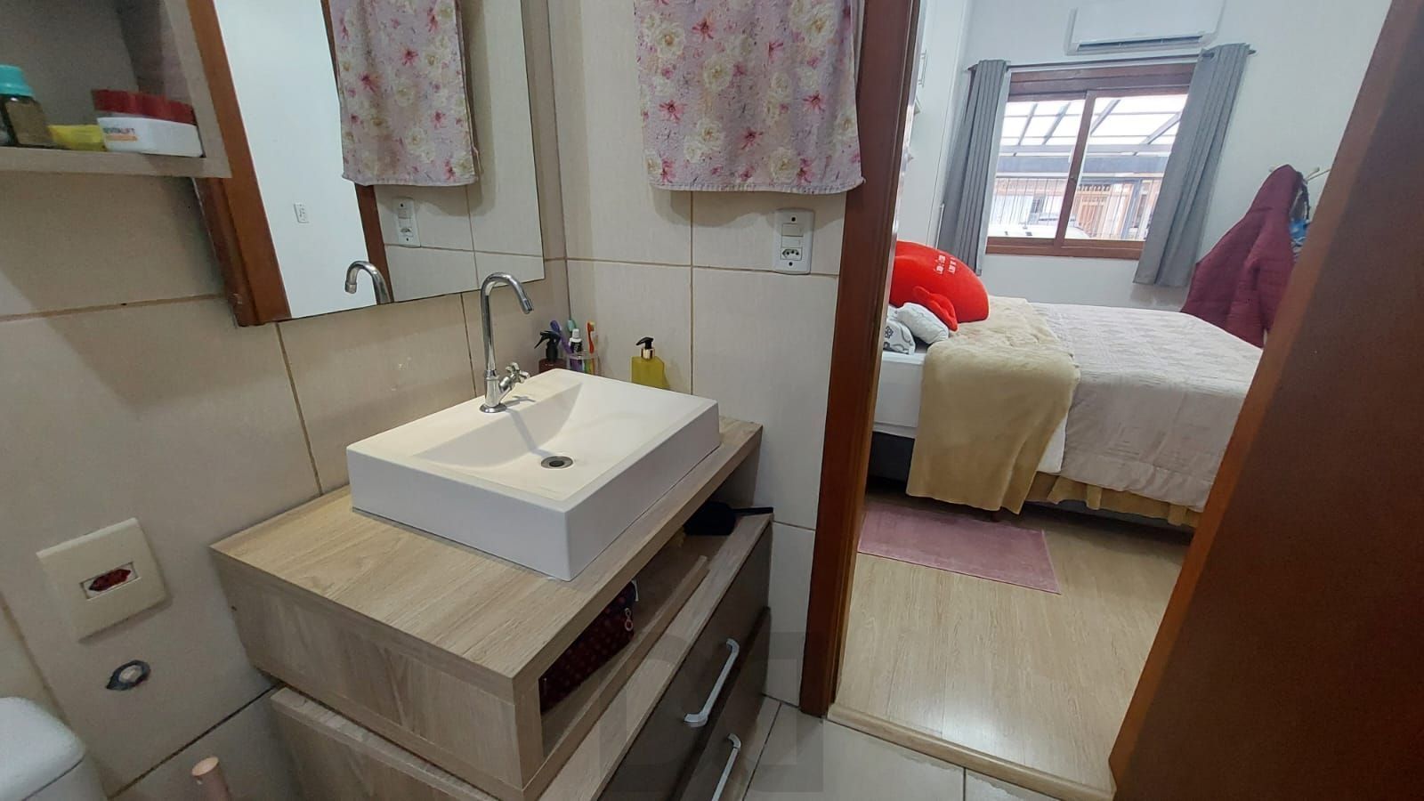 CASA NO LAGOS DE NOVA IPANEMA - 02 QUARTOS E ATELIER NO PISO SUPERIOR — foto 31