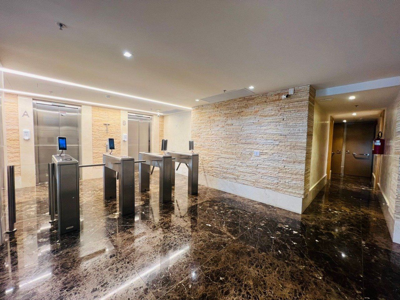 Sala Comercial com 33m² no MEDPLEX Assis Brasil !!! — foto 8