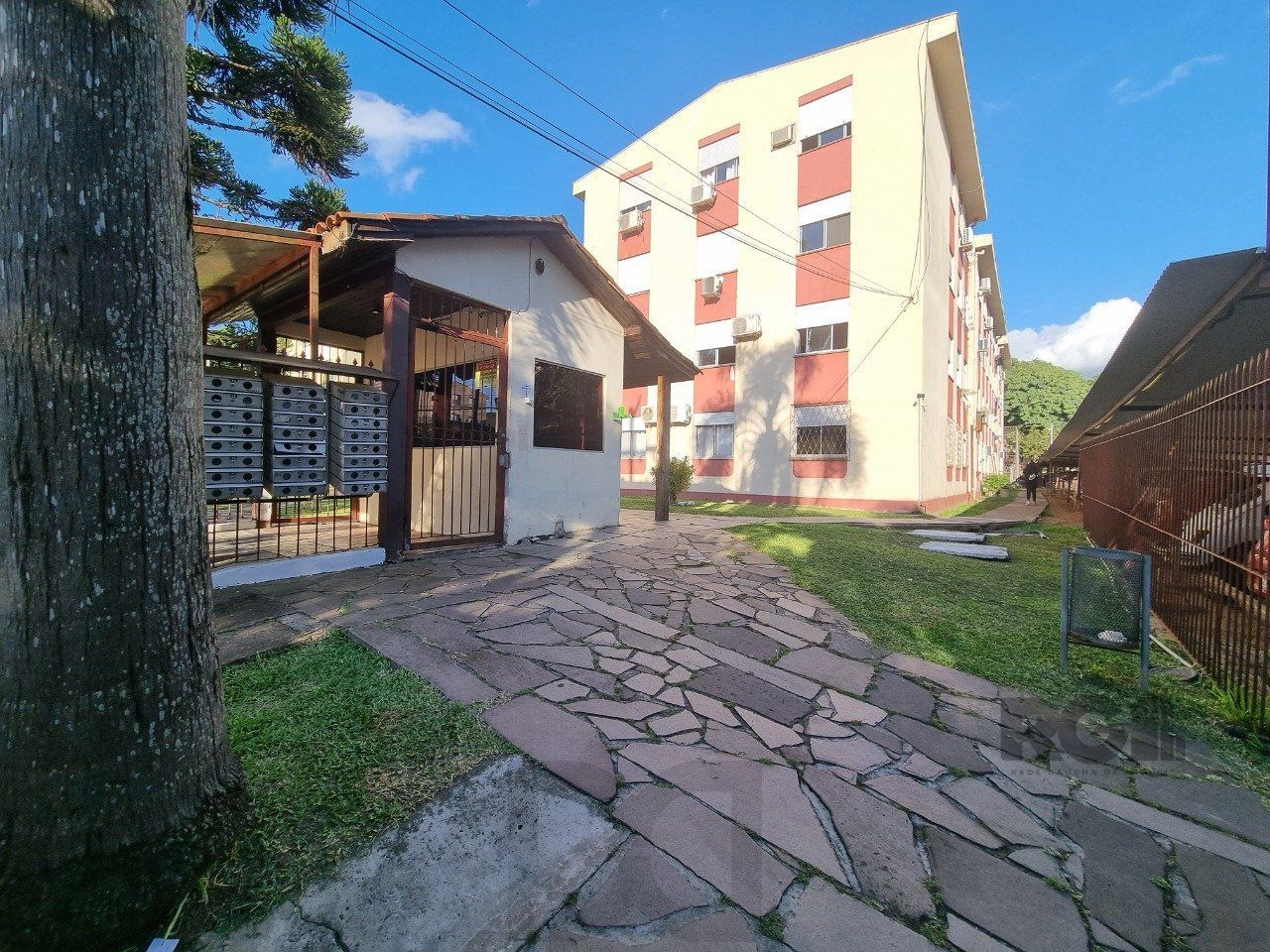 Apartamento 3 Quartos, 1 banheiro, 1 vaga no Bairro Vila Nova, Porto Alegre, RS — foto 16