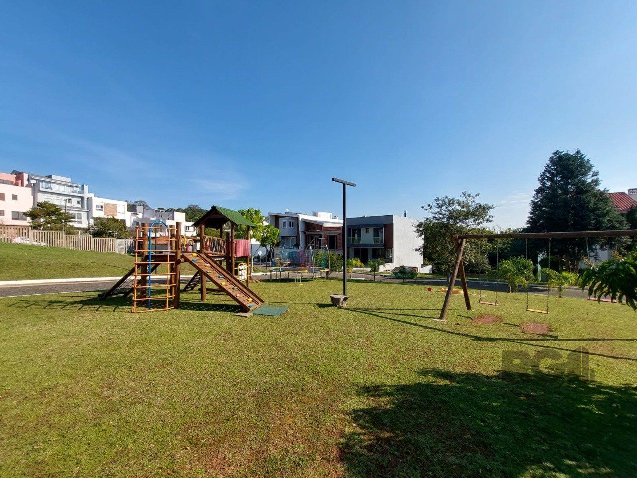 Casa para Venda - 296m², 3 dormitórios, sendo 1 suites, 3 vagas - Vila Nova, Poa — foto 53