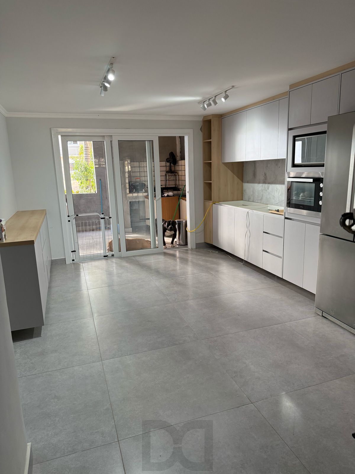 Casa com 03 quartos e 02 vagas de garagem — foto 6