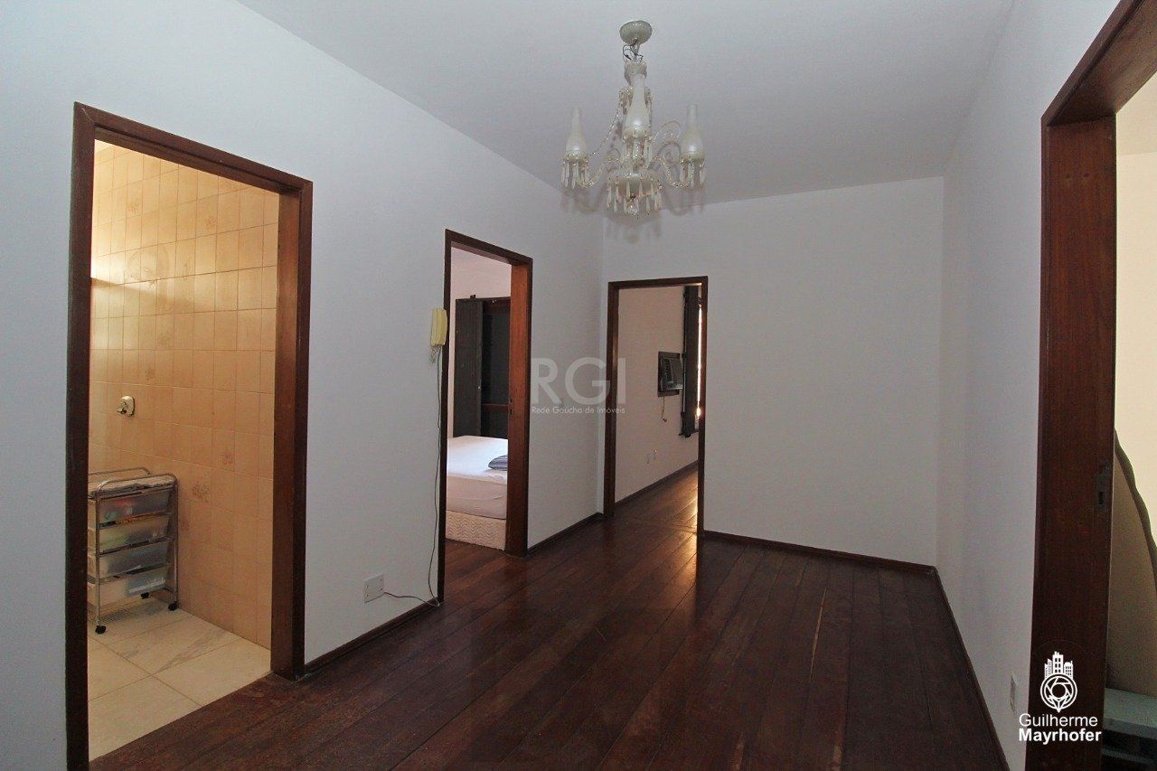 Casa para Venda - 526.64m², 4 dormitórios, sendo 2 suites, 4 vagas - Teresópolis — foto 13