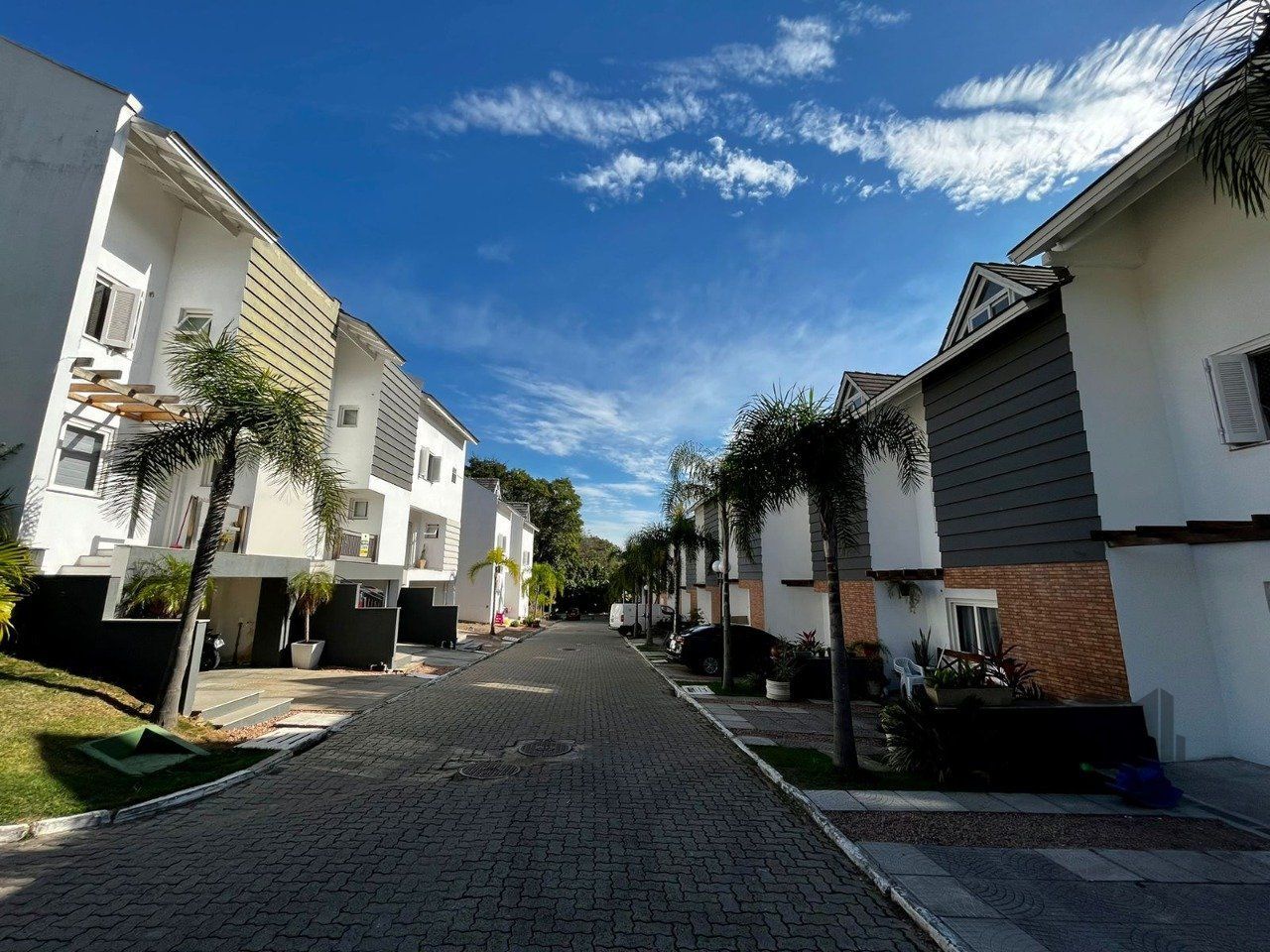 Casa 3 quartos, suíte, 2 vagas, piscina, 240m² – Vila Nova POA/RS — foto 3