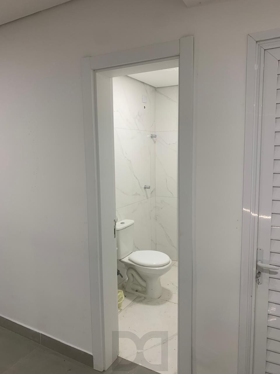 Casa com 3 dormitórios e suíte à Venda no Bairro Medianeira - Porto Alegre/RS — foto 23