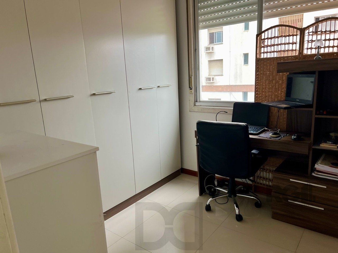 Apartamento 2 dormitórios mobiliado no bairro Partenon. — foto 16