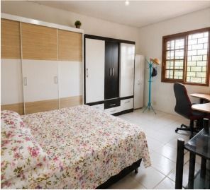 Casa 4 domitorios sendo uma suite com 6 vagas em 195m2 no bairro Guaruja. — foto 16