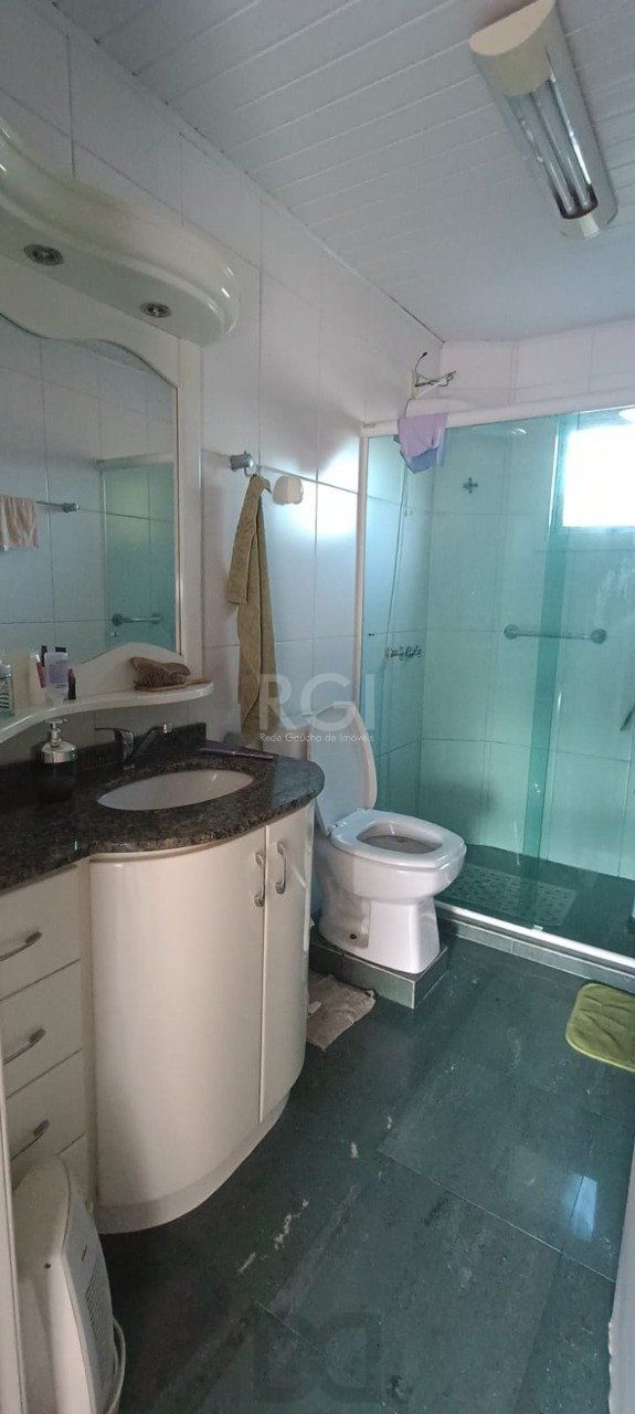 Casa para Venda - 250m², 3 dormitórios, sendo 1 suites, 2 vagas - Vila Nova, Porto Alegre — foto 15