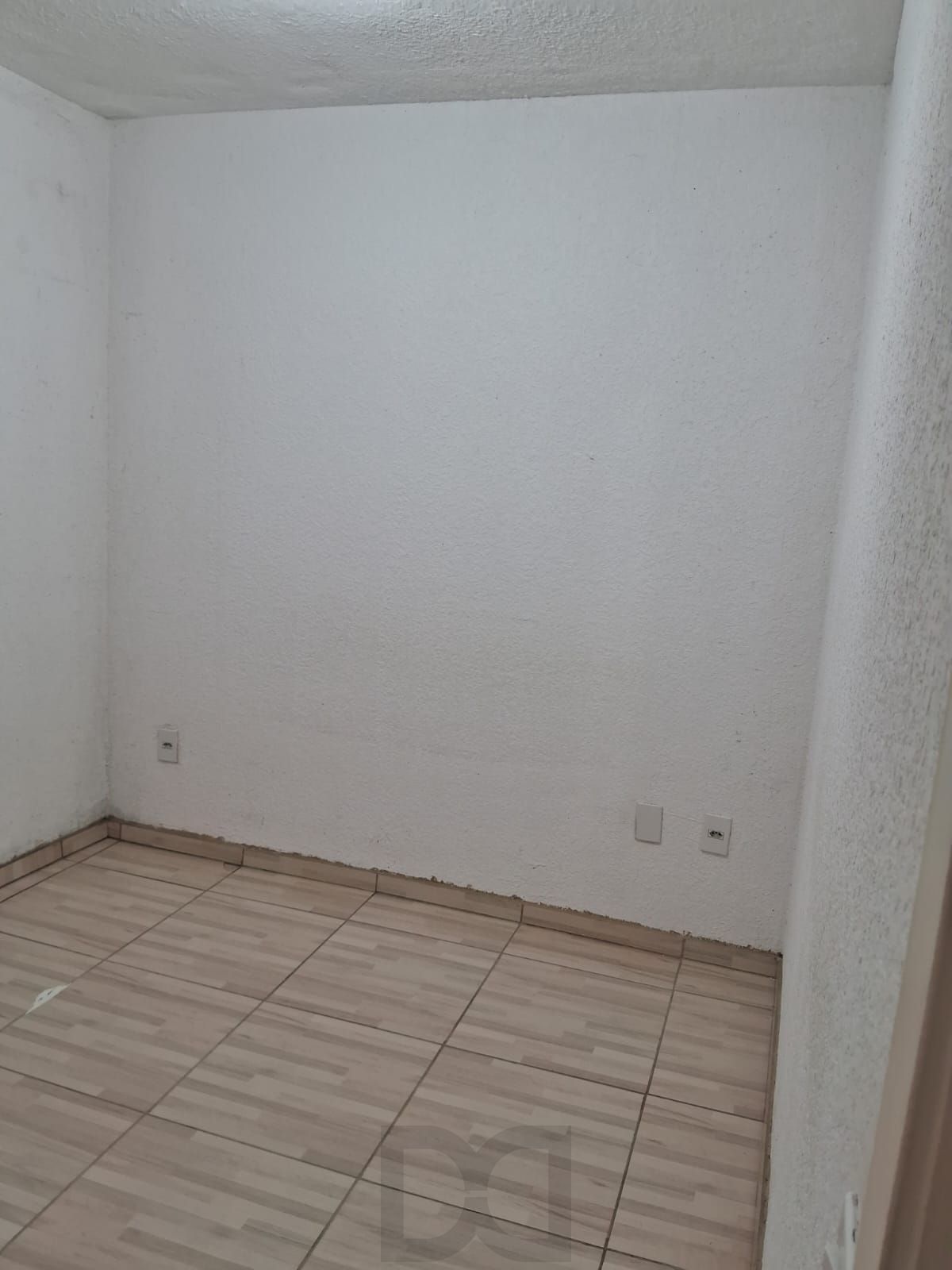 Apartamento 2 Dormitórios, 2º Andar, 01 vaga no Bairro Sarandi em Porto Alegre. — foto 8