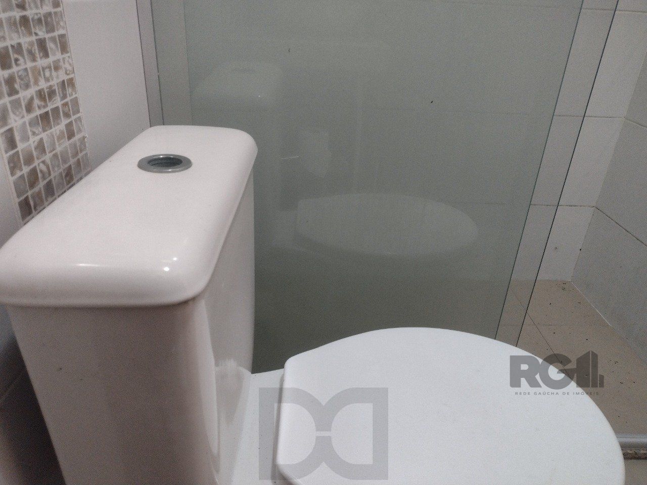 CASA TÉRREA - 2 DORMITÓRIOS, ÁREA COBERTA COM CHURRASQUEIRA , TERRAÇO - 02 VAGAS — foto 12