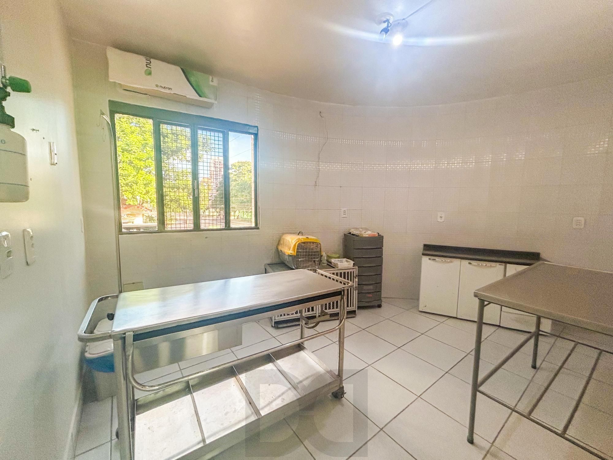Ponto Comercial no Bairro Menino Deus. — foto 40