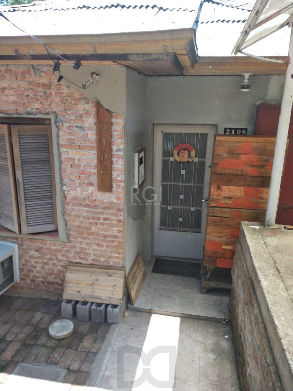 Casa 2 dormitórios, garagem coberta, terreno 621m² bairro Camaquã, Porto Alegre — foto 15