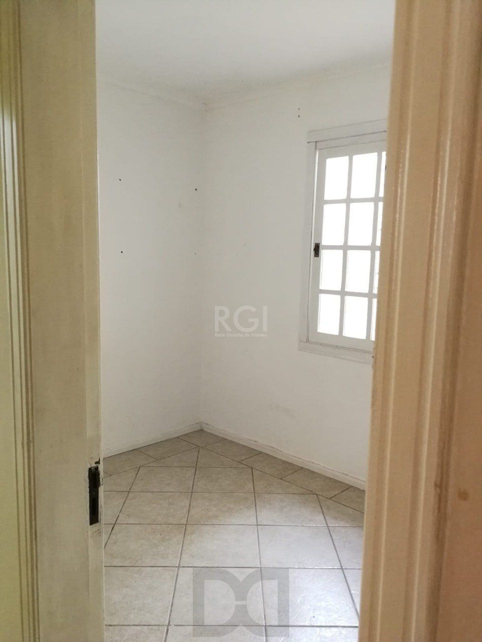 Casa para Venda - 170m², 3 dormitórios, 3 vagas - Nonoai, Porto Alegre — foto 11