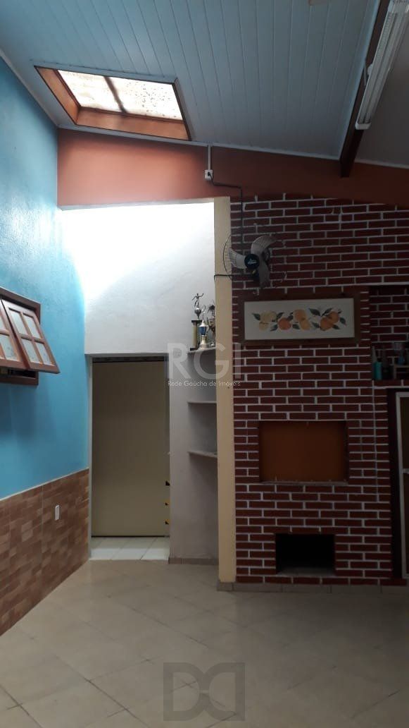 Casa para Venda - 121m², 3 dormitórios, sendo 1 suites, 2 vagas - Restinga — foto 10