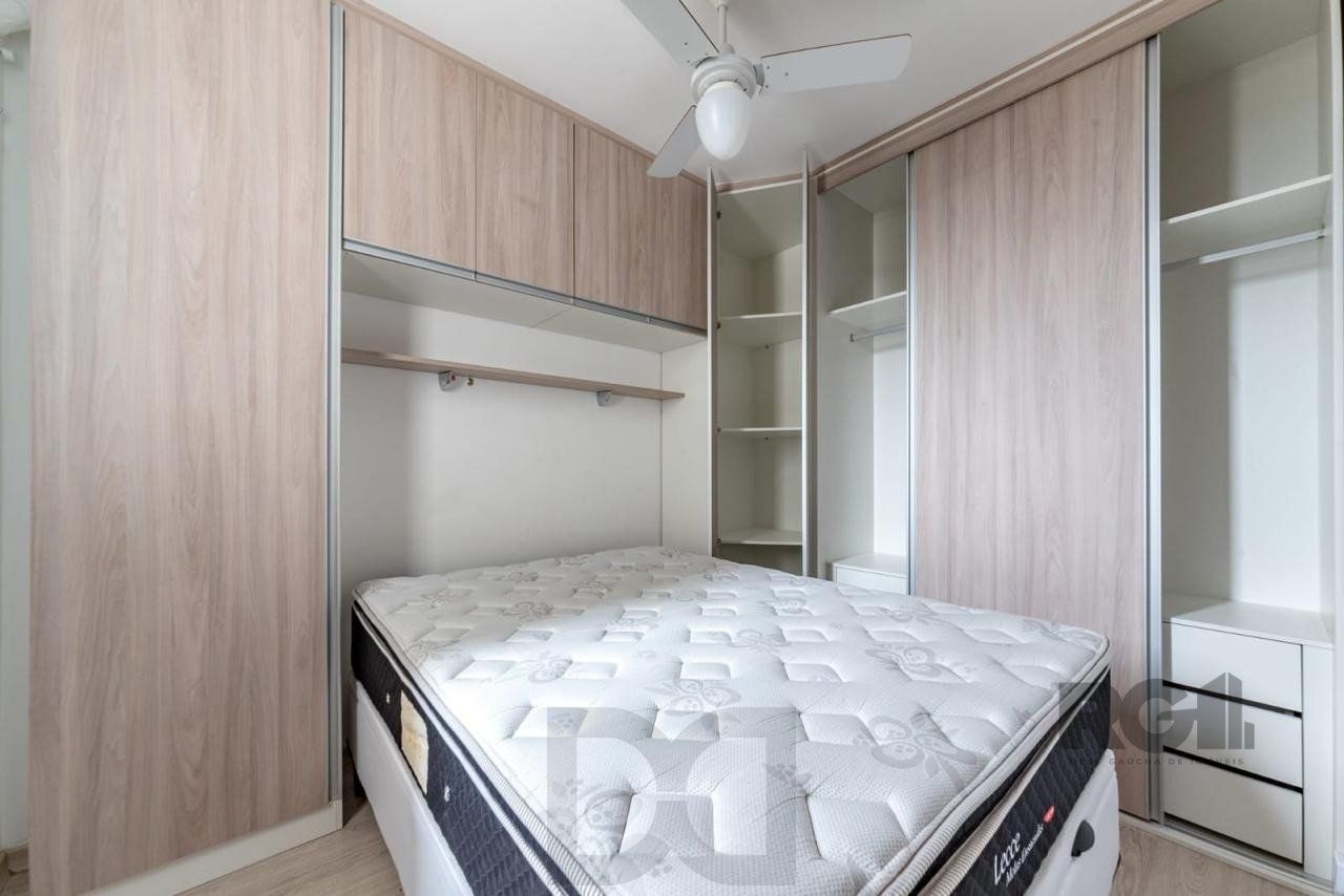 Apartamento 2 dormitórios e uma vaga no bairro morro santana com sacada. — foto 10