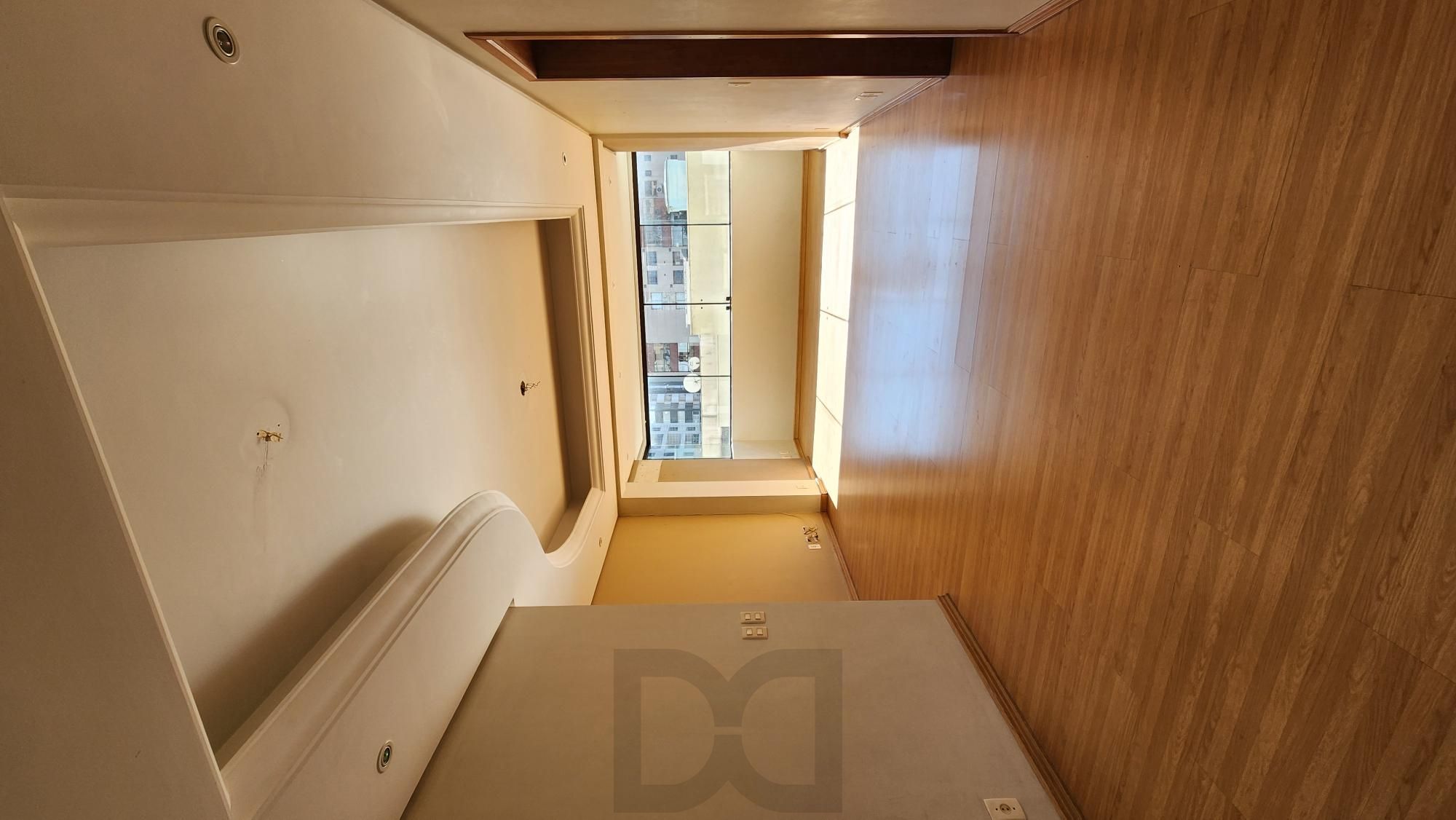 Apartamento de 103m² com 3 dormitórios, 1 suíte e 2 Vagas no Bairro Petrópolis — foto 2
