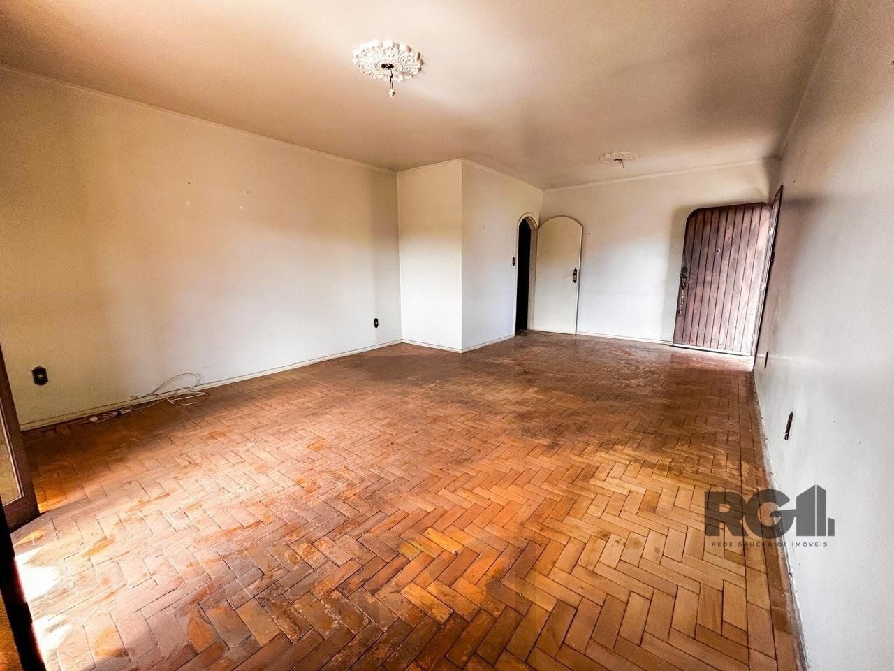 Casa com 2 salas comerciais, 3 quartos, vaga de garagem churrasqueira, suíte, no bairro Cavalhada, Porto Alegre/RS — foto 14