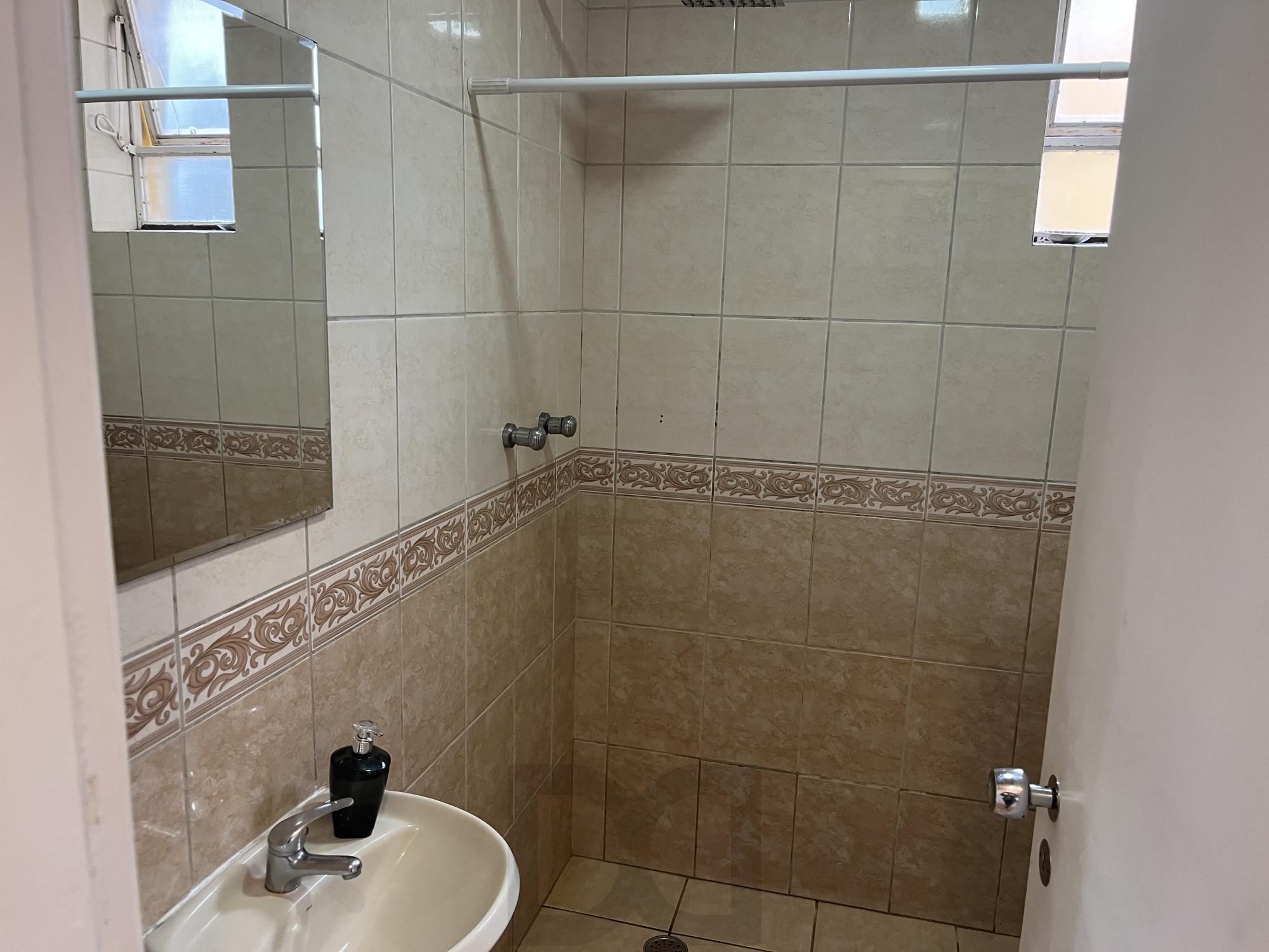 Apartamento com 02 quartos no Bairro Passo da Areia, Porto Alegre — foto 10