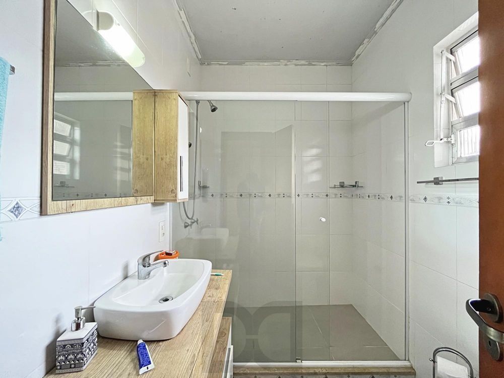 Casa semimobiliada com 5 dormitórios, piscina e 3 vagas no Camaquã Porto Alegre — foto 18