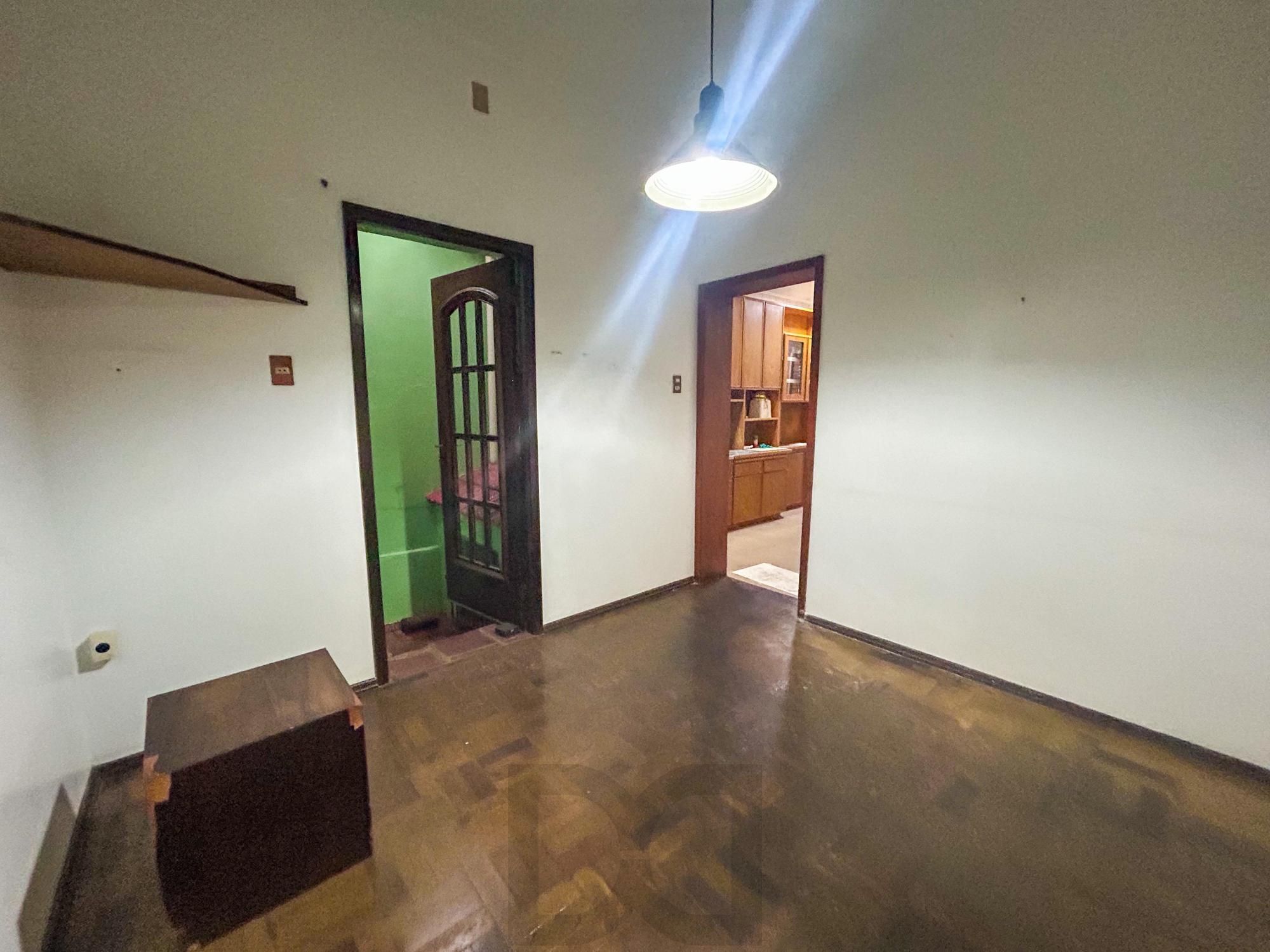 Casa Residencial com 3 Quartos, sendo 1 suíte e 3 Banheiros, no Bairro Santa Teresa em Porto Alegre, RS — foto 14