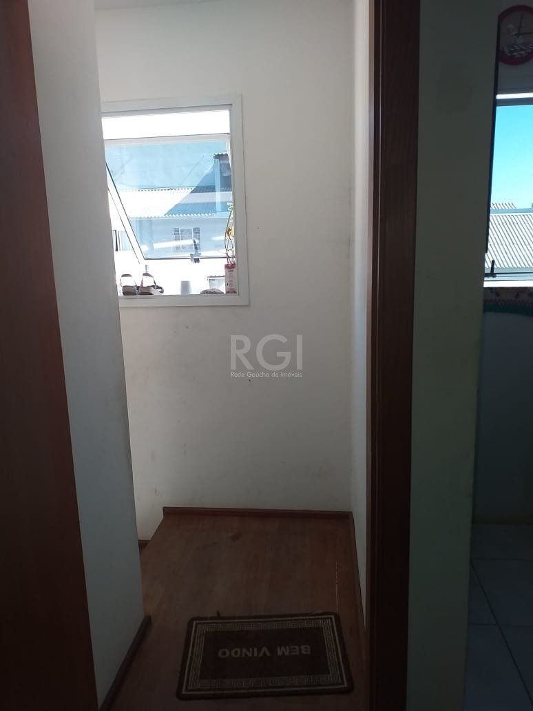 Casa com 2 quartos, banheiro, área de serviço, cozinha, vaga de garagem, no bairro Aberta dos Morros/RS — foto 9