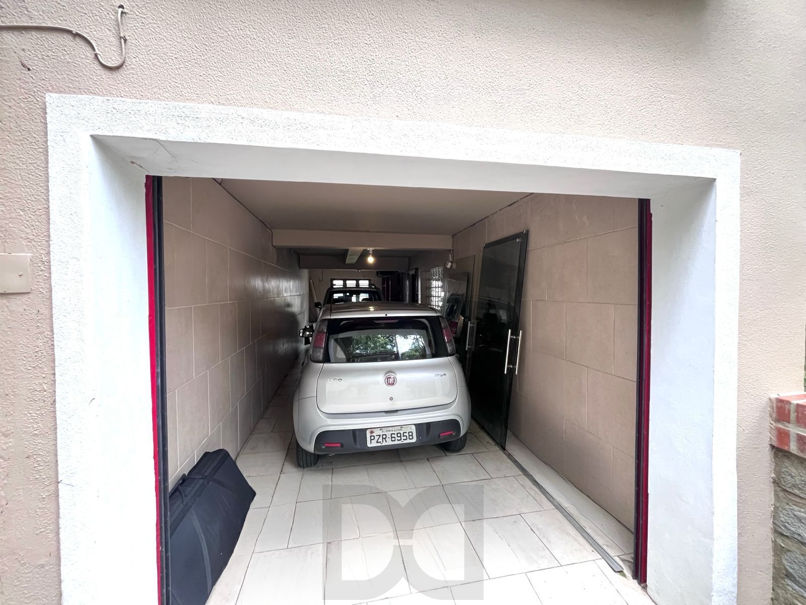 Casa com 04 quartos (01 suíte) 02 vagas no Bairro Jardim Sabará em Porto Alegre — foto 23