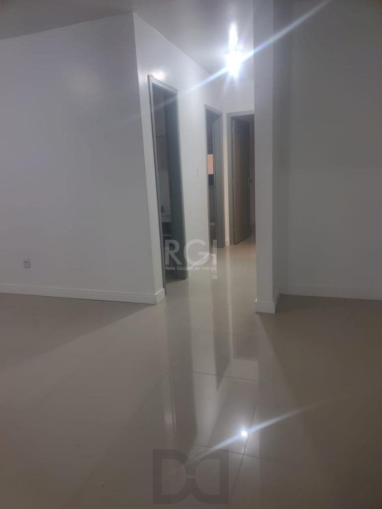 Apartamento - 73.19m², 3 Quartos, sendo 1 suites, Mont Serrat, Porto Alegre/RS — foto 3