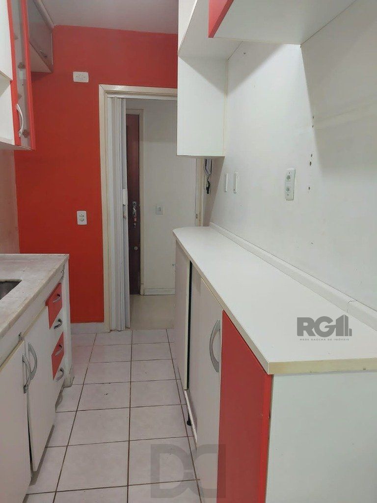 Vende-se apartamento 2 dorm com vaga, sacada com churrasqueira - 64m² - Partenon — foto 6