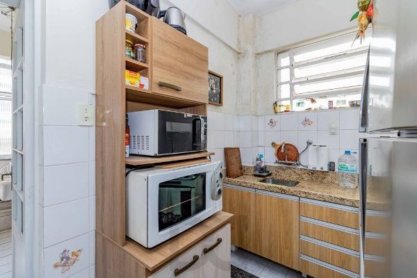 Vende-se apartamento com 2 quartos, sacada e 1 vaga – 113 m² – Moinhos de Vento — foto 11