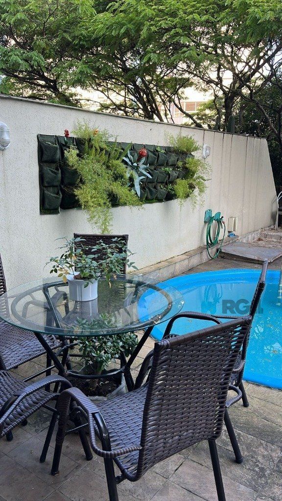 Vende-se luxuoso apartamento 4 quartos com 4 suítes, 2 vagas coberta, dependência completa, próximo da Encol - 306m² - Auxiliadora — foto 11