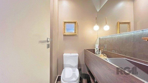 Apartamento de 200m², 4 quartos, 1 suíte e 4 vagas – Moinhos de Vento — foto 30