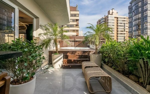 Vende-se cobertura com 2 dormitórios, sendo 1 suíte no bairro Auxiliadora — foto 24