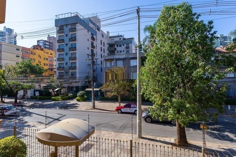 Apartamento 2 dormitórios, 84 m², 2 banheiros no Bairro Petrópolis em Porto Alegre — foto 17