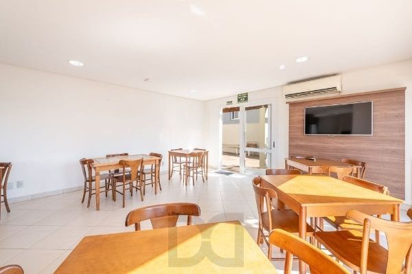Vende-se apartamento com 2 quartos (1 suíte), 74m² e 2 vagas – Petrópolis — foto 33