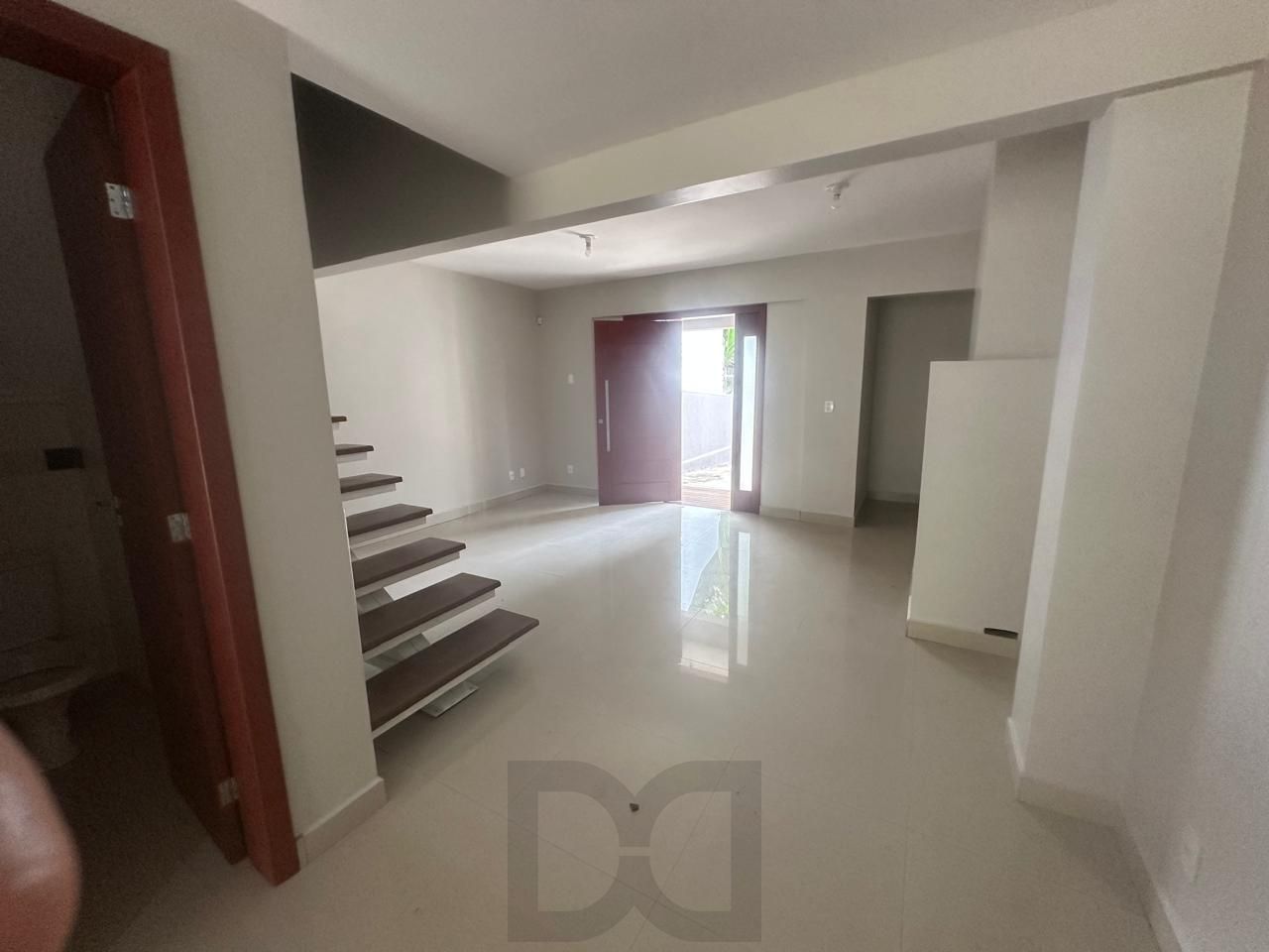 Vende-se casa com 4 suítes, 184m² e 4 vagas – Chácara das Pedras — foto 10