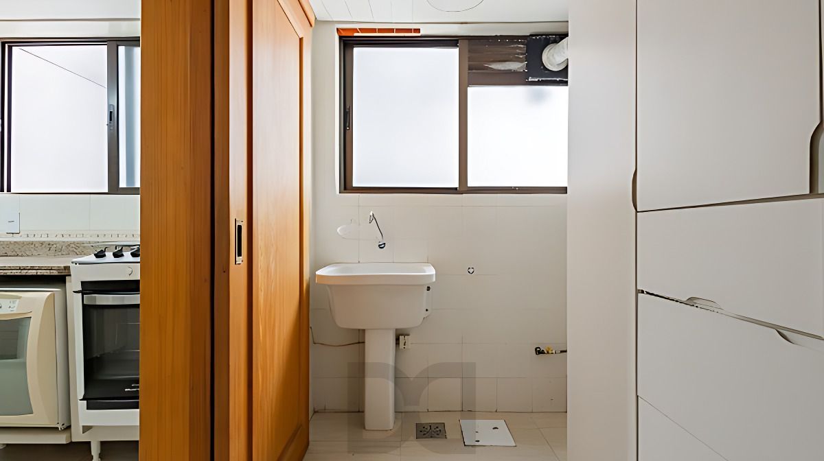 Vende-se apartamento com 2 quartos( 1 suíte), 96m², sacada e 2 vagas - Mont Serrat — foto 10