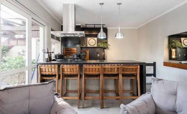 Vende-se cobertura com 2 dormitórios, sendo 1 suíte no bairro Auxiliadora — foto 17