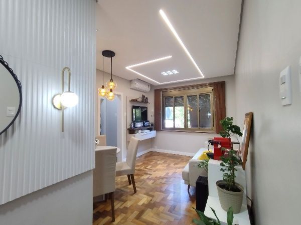 Vende-se apartamento reformado com 2 dormitórios (1 suíte) - 75 m² - Jardim Botânico — foto 2