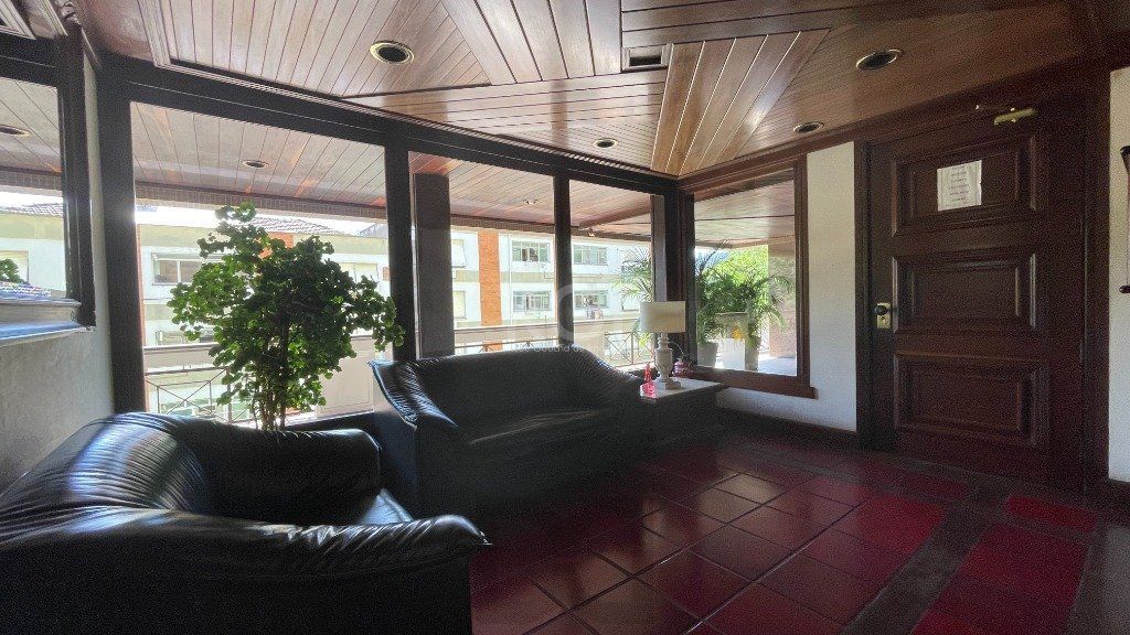 Vende-se cobertura 3 quartos com suíte e 2 vagas - 333m² - Mont Serrat — foto 35