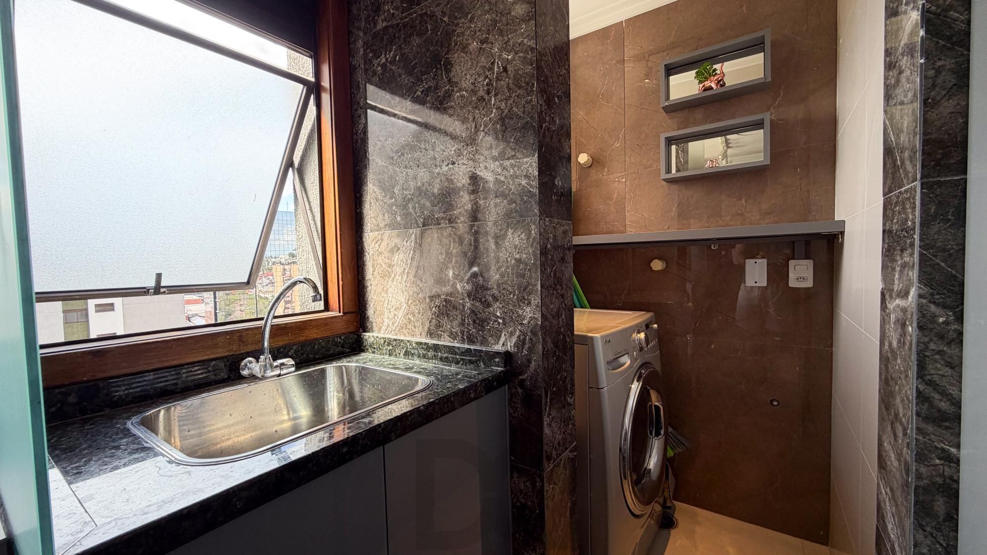 Vende-se linda cobertura com 3 quartos (1 suíte), 209m², 2 vagas e piscina – Três Figueiras — foto 47