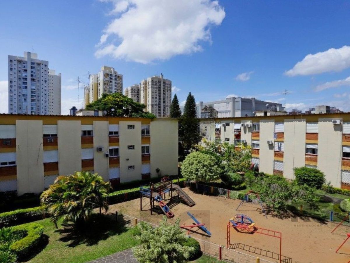 Vende-se apartamento com 2 quartos, 2 vagas – Passo da Areia — foto 14