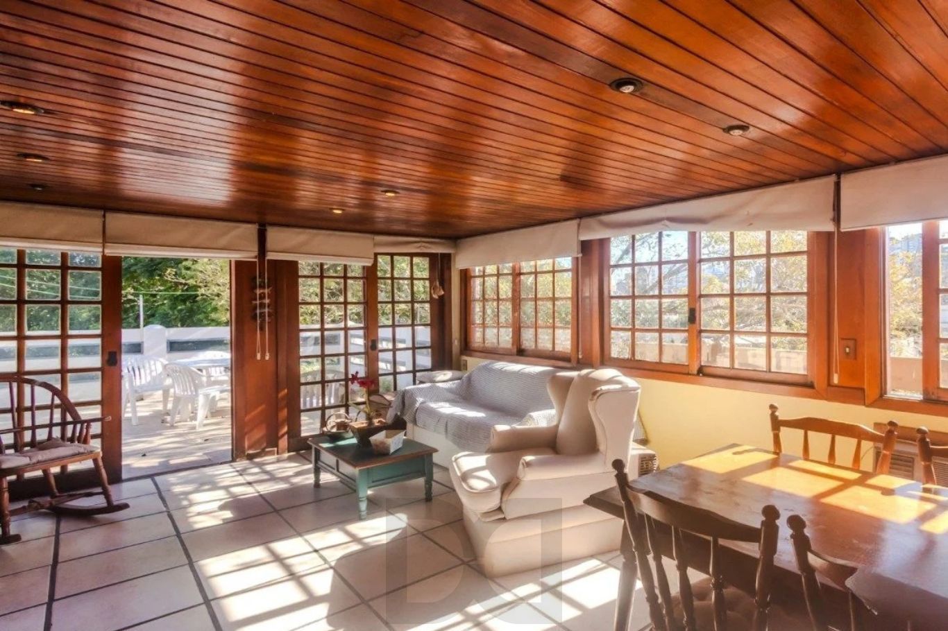 🏡 Vende-se cobertura com 2 quartos, 142 m² e 2 vagas – Petrópolis — foto 3