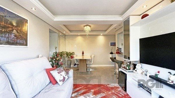 Apartamento de 2 dormitórios, 1 suíte e 1 vaga de garagem coberta e escriturada no bairro Floresta — foto 3