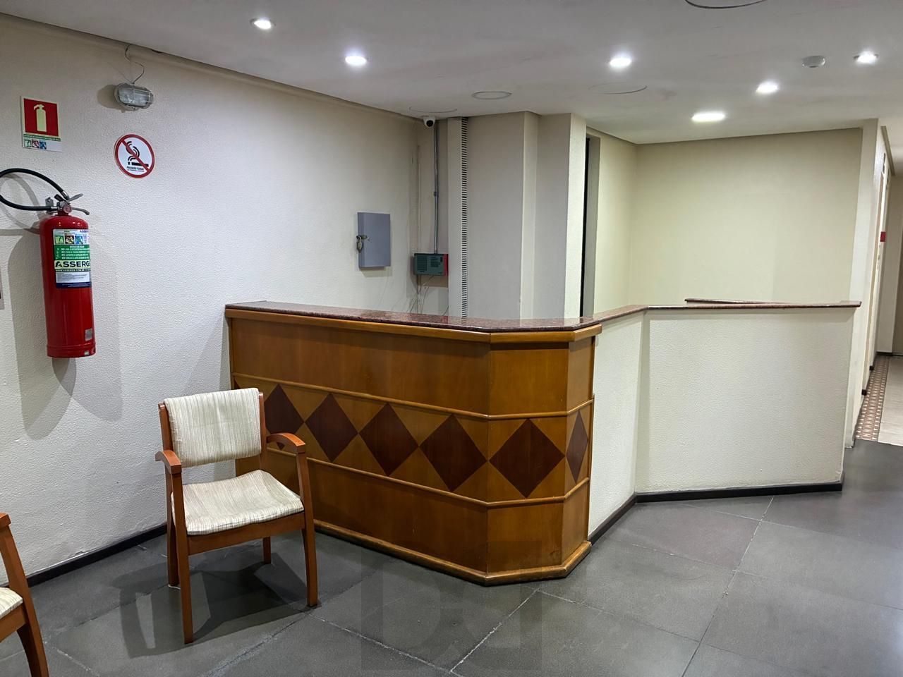 Vende-se studio semimobiliado no Centro Histórico — foto 9