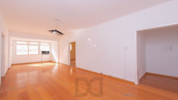 Vende-se apartamento com 3 quartos (1 suíte), 97 m² e 1 vaga – Bom Fim — foto 1
