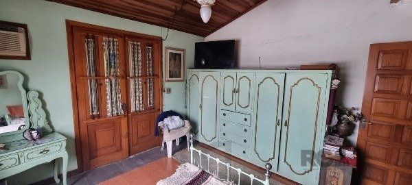 Vende-se ampla casa 6 quartos, 2 suítes, 5 vagas de garagem, churrasqueira e duas entradas individuais - 360m² - Chácara das Pedras — foto 28