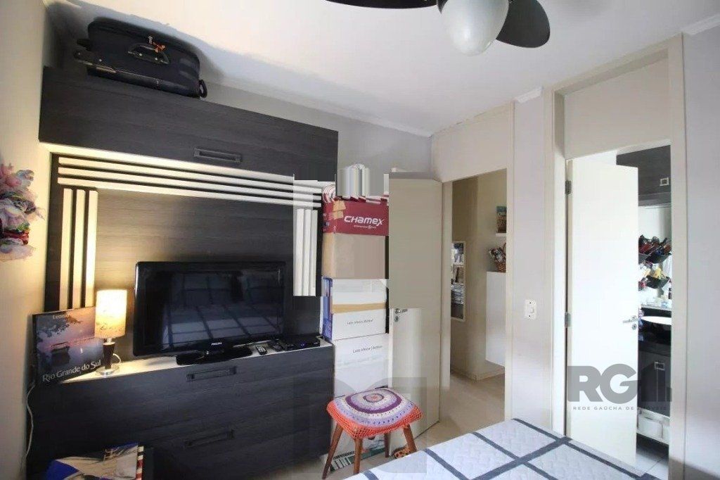 Vende-se apartamento 3 dorm 2 vagas - Bairro Morro Santana — foto 14